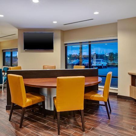 Towneplace Suites By Marriott Detroit Belleville Zewnętrze zdjęcie