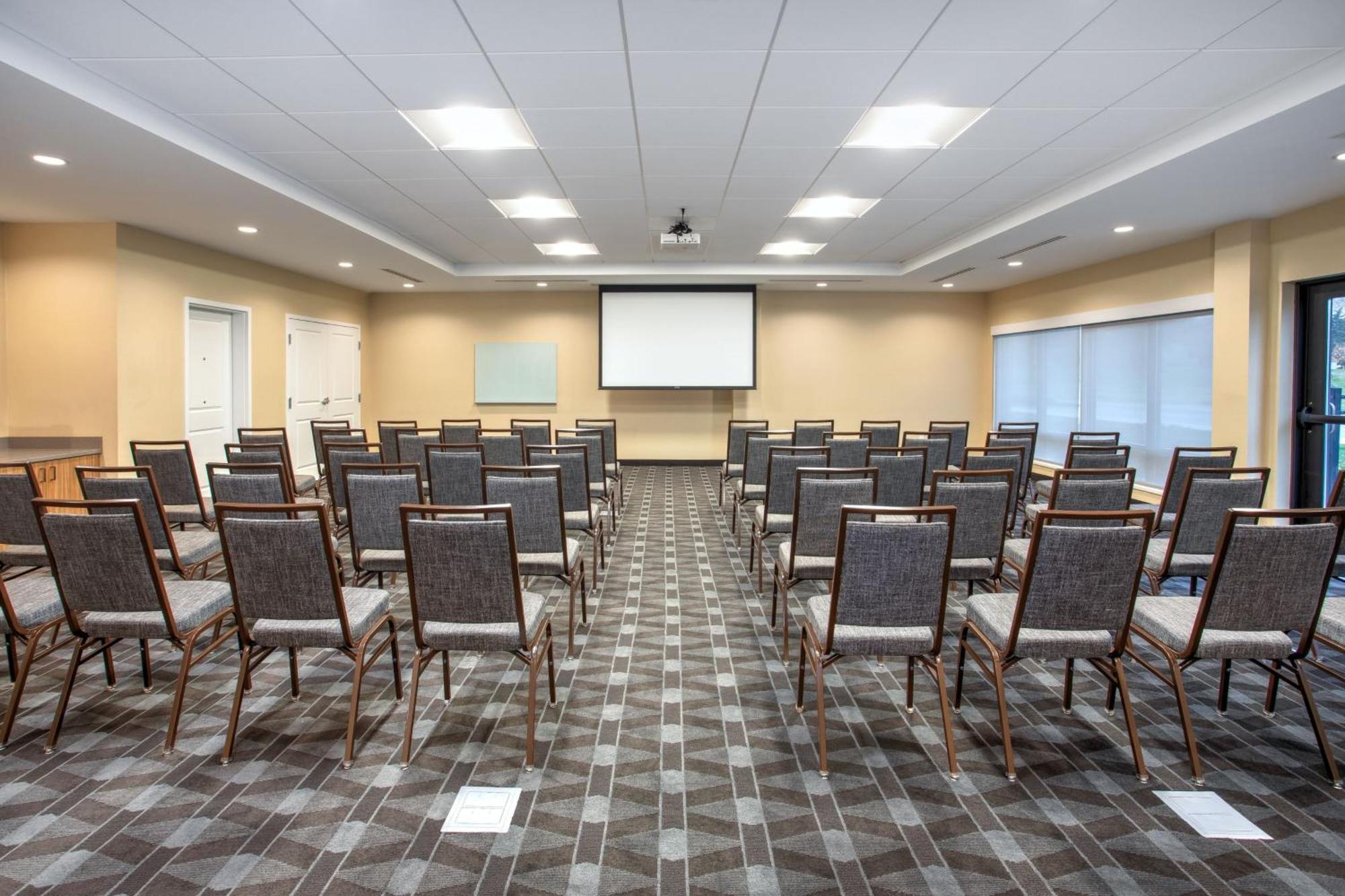 Towneplace Suites By Marriott Detroit Belleville Zewnętrze zdjęcie
