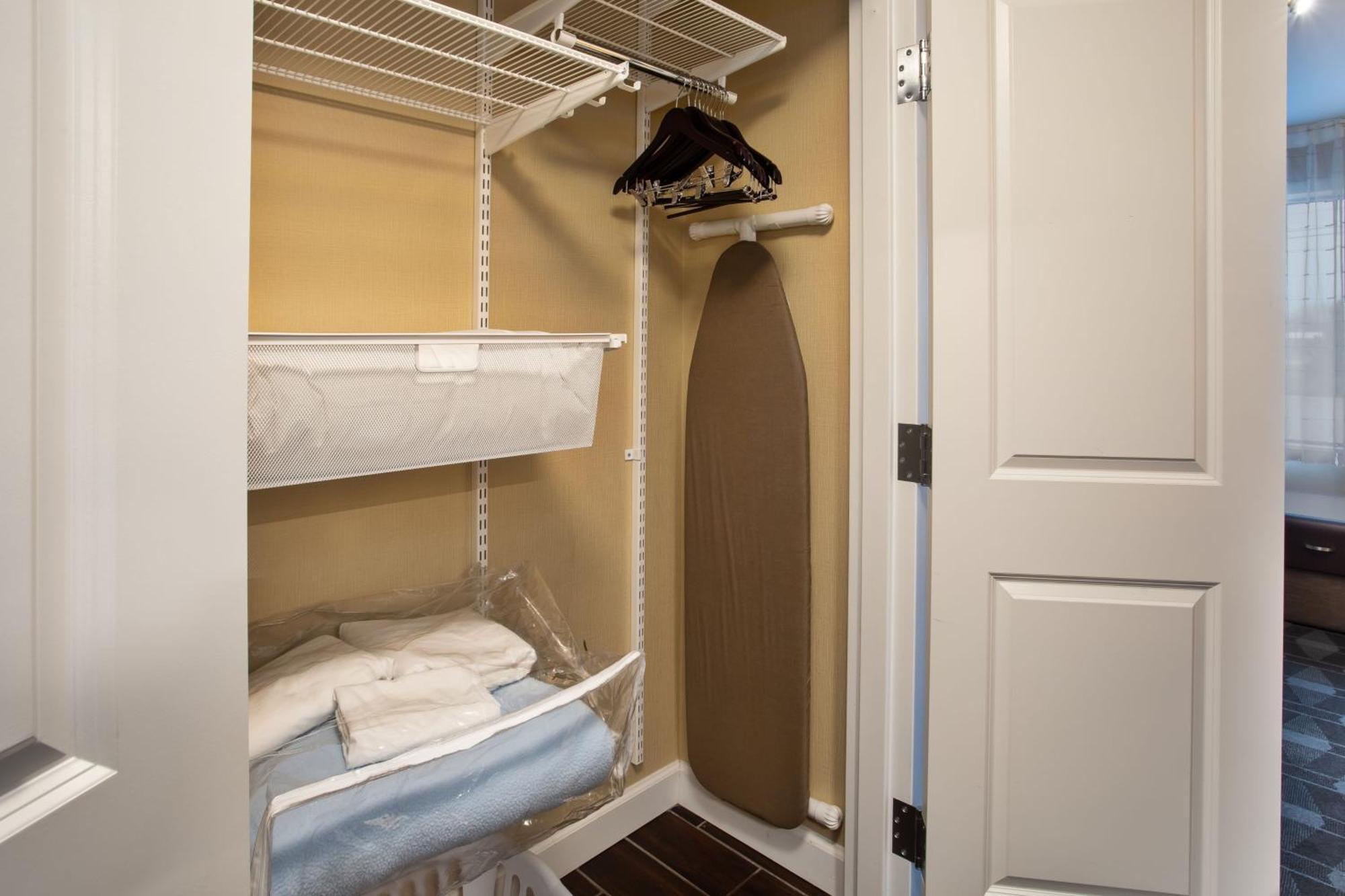 Towneplace Suites By Marriott Detroit Belleville Zewnętrze zdjęcie