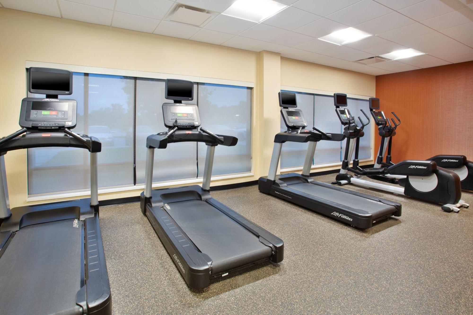 Towneplace Suites By Marriott Detroit Belleville Zewnętrze zdjęcie